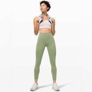 Lululemon Wunder Train High-Rise Tight 25"
Willow Green